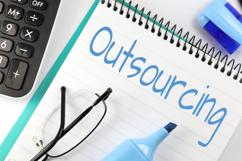 global Payroll-Outsourcing 04